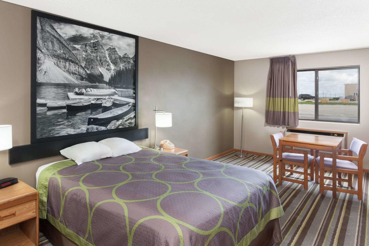 Hotel Super 8 By Wyndham Watseka Extérieur photo